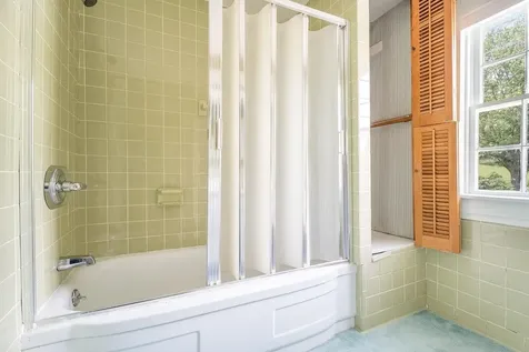 2860 Uphill Drive Broadway VA 22815