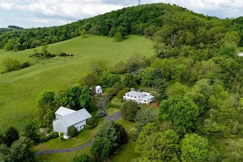 2860 Uphill Drive Broadway VA 22815