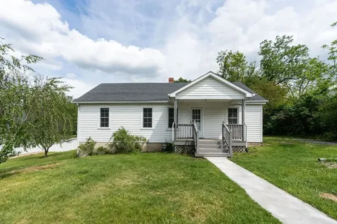 311 Gray Avenue Staunton VA 24401