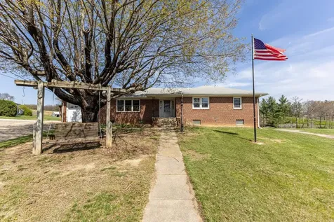 62 Rosser Drive Luray VA 22835