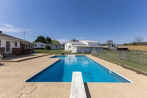 62 Rosser Drive Luray VA 22835