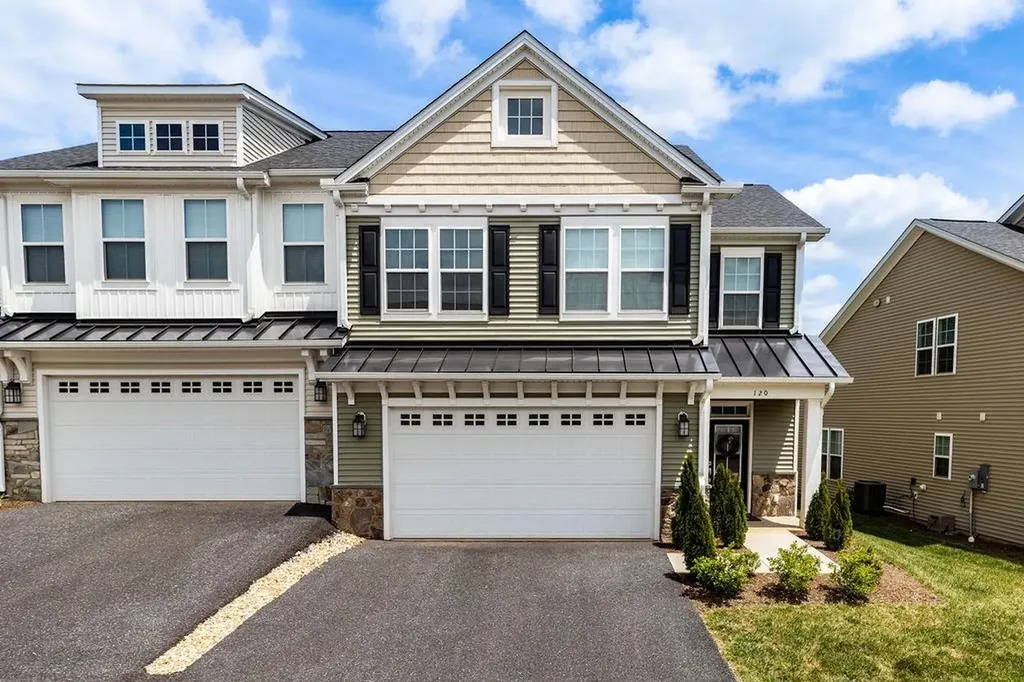 120 Ridgeline Drive Waynesboro VA 22980