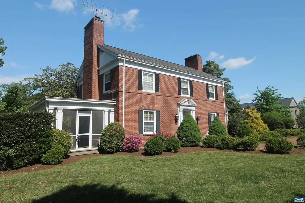 85 Georgetown Road Charlottesville VA 22901