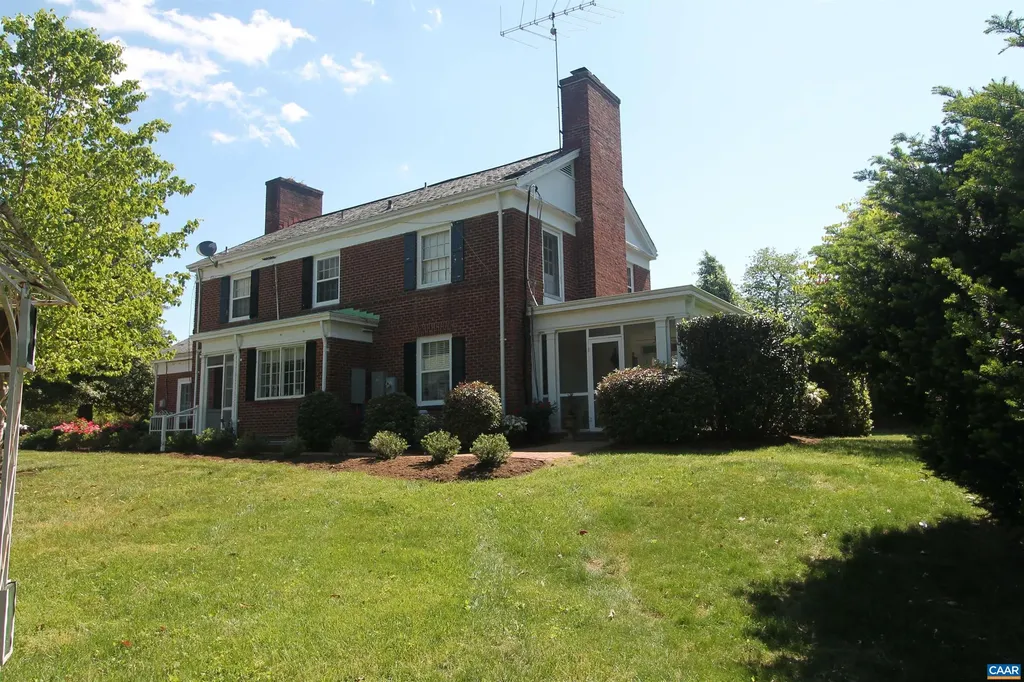 85 Georgetown Road Charlottesville VA 22901