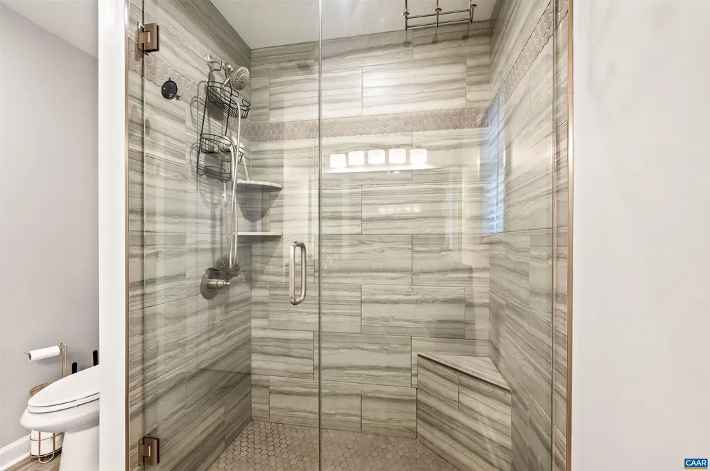 31 Oak Grove Road Palmyra VA 22963