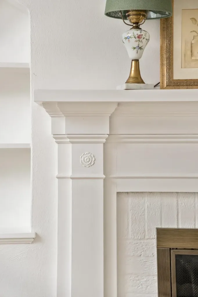 208 Stuart Avenue N Elkton VA 22827