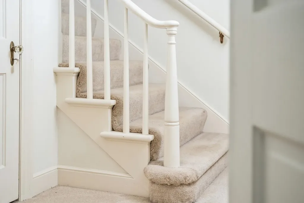 208 Stuart Avenue N Elkton VA 22827