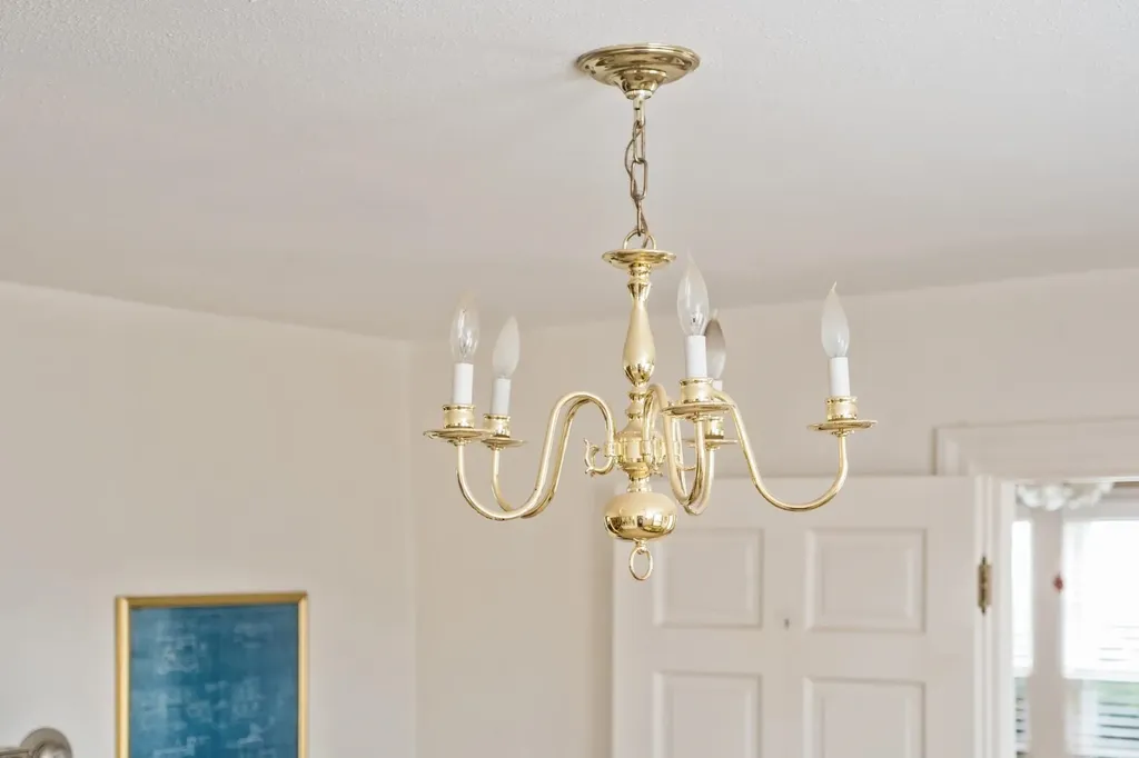 208 Stuart Avenue N Elkton VA 22827