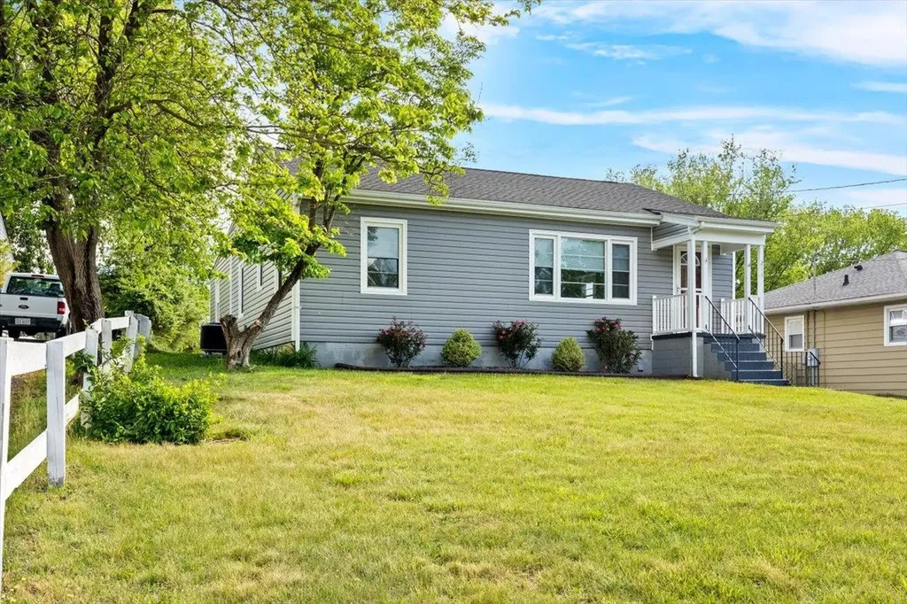 215 Fraser Lane Staunton VA 24401