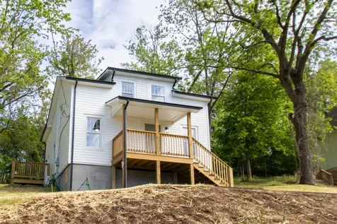 1421 Ashby Street Staunton VA 24401