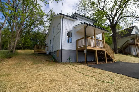 1421 Ashby Street Staunton VA 24401