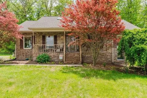 256 Back Road Shenandoah VA 22849