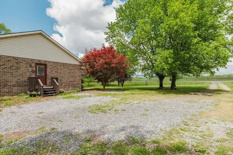 256 Back Road Shenandoah VA 22849