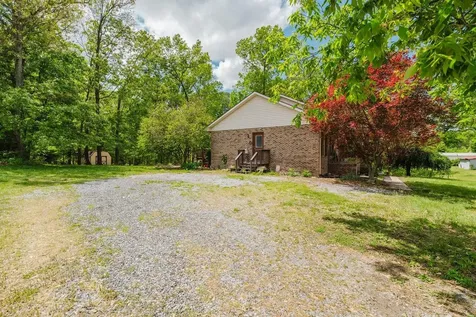 256 Back Road Shenandoah VA 22849