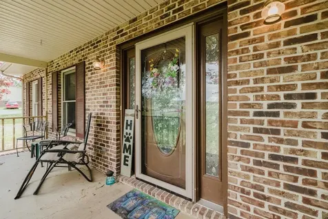 256 Back Road Shenandoah VA 22849