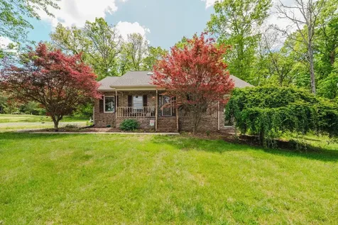 256 Back Road Shenandoah VA 22849