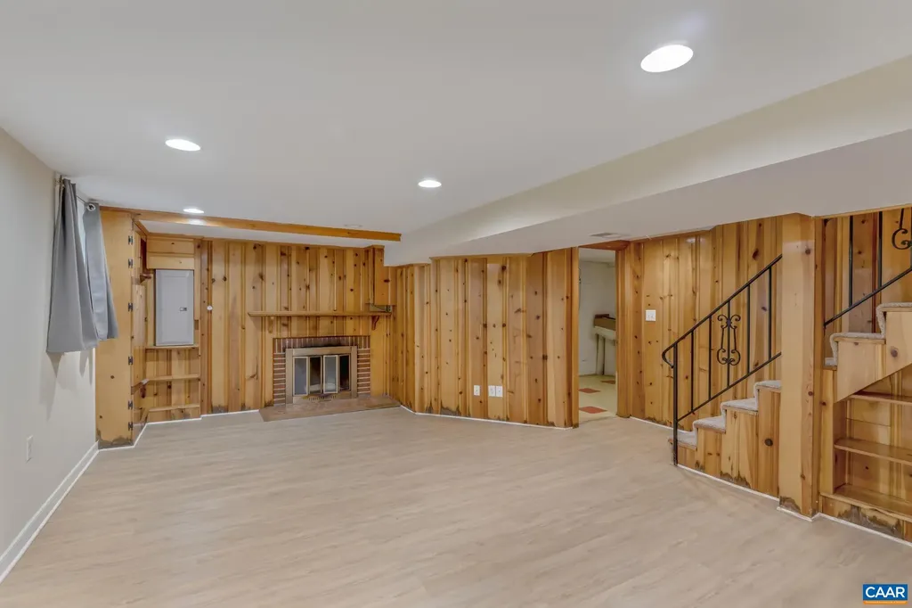 1221 Greenway Road Charlottesville VA 22903