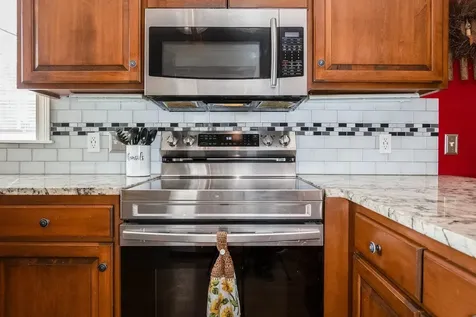 9186 Black Rock Road Grottoes VA 24441