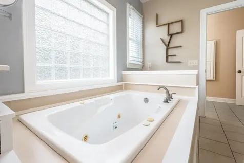 9186 Black Rock Road Grottoes VA 24441
