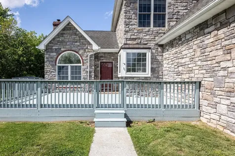9186 Black Rock Road Grottoes VA 24441