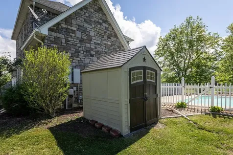 9186 Black Rock Road Grottoes VA 24441