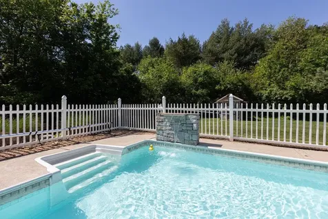 9186 Black Rock Road Grottoes VA 24441