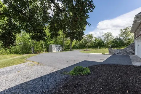 9186 Black Rock Road Grottoes VA 24441
