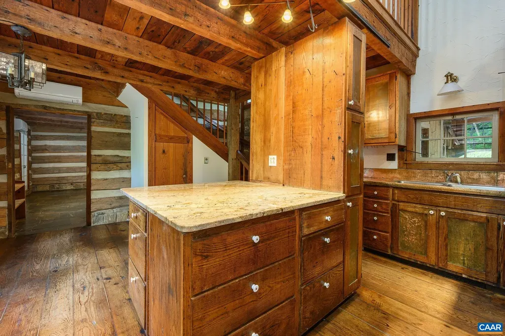 1816 Davis Shop Road Earlysville VA 22936