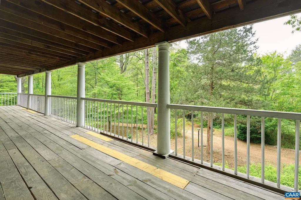 1816 Davis Shop Road Earlysville VA 22936