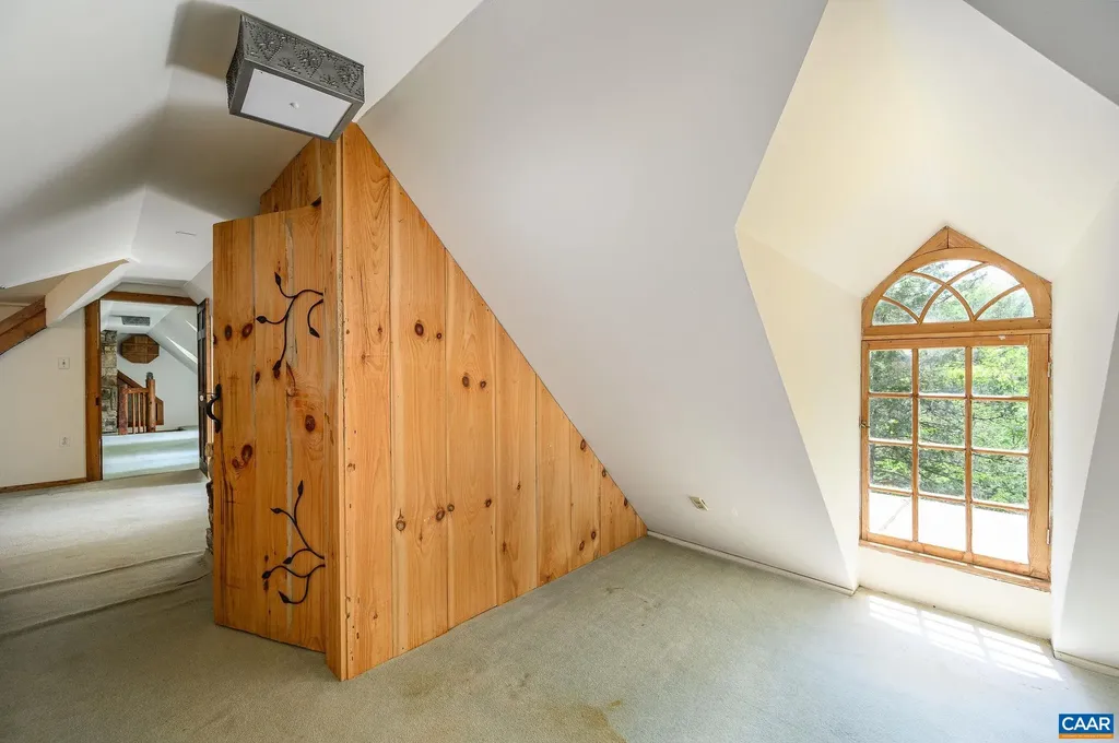 1816 Davis Shop Road Earlysville VA 22936