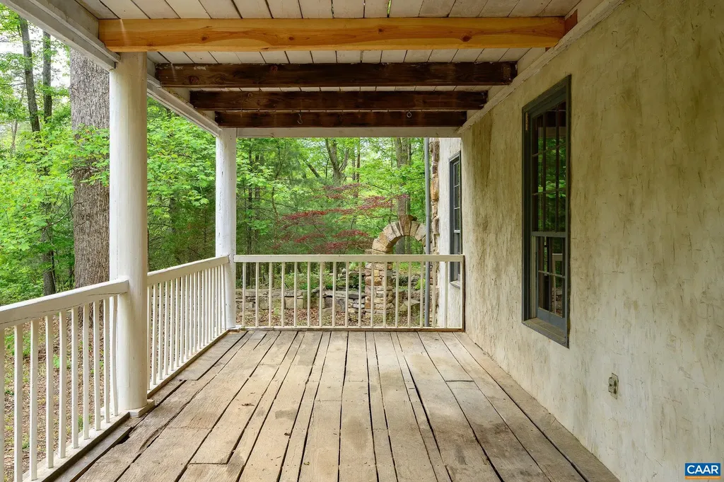 1816 Davis Shop Road Earlysville VA 22936