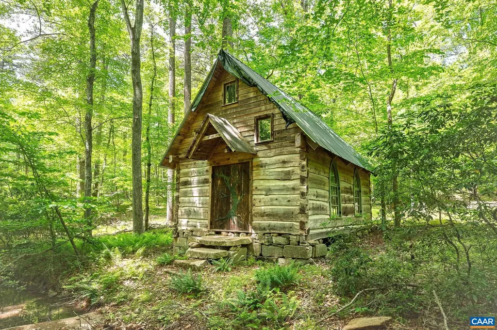 1816 Davis Shop Road Earlysville VA 22936