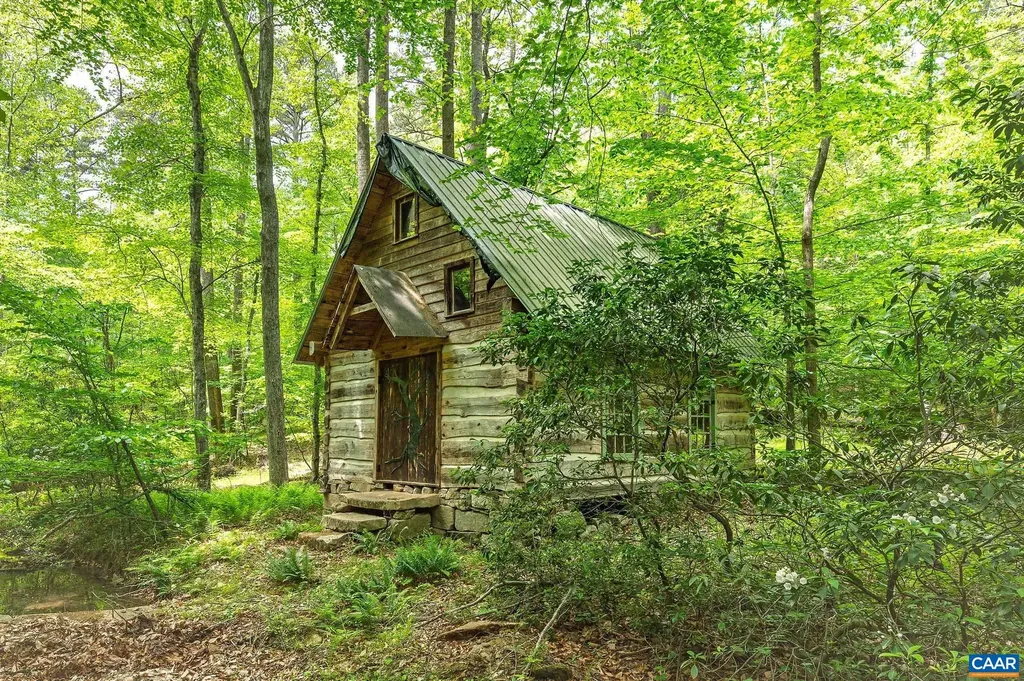 1816 Davis Shop Road Earlysville VA 22936