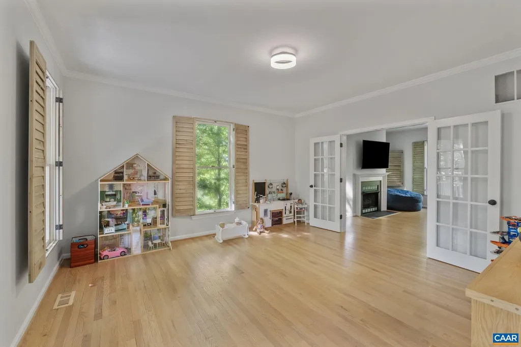 2075 Piper Way Keswick VA 22947