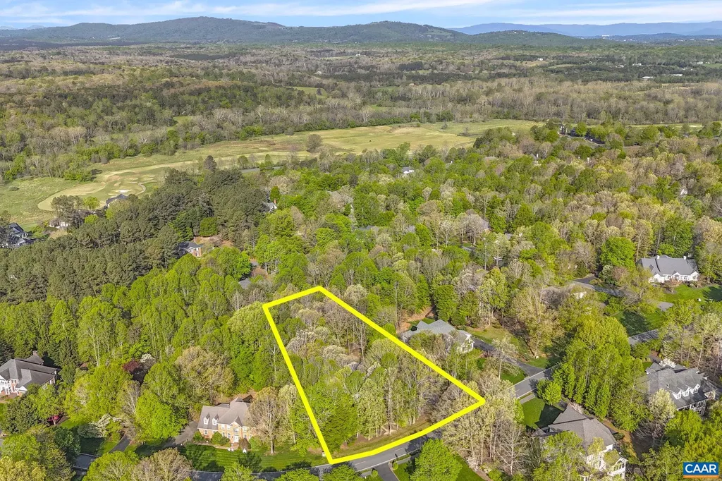 2075 Piper Way Keswick VA 22947