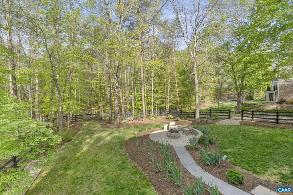 2075 Piper Way Keswick VA 22947