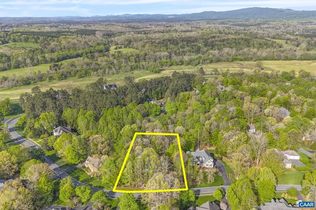 2075 Piper Way Keswick VA 22947