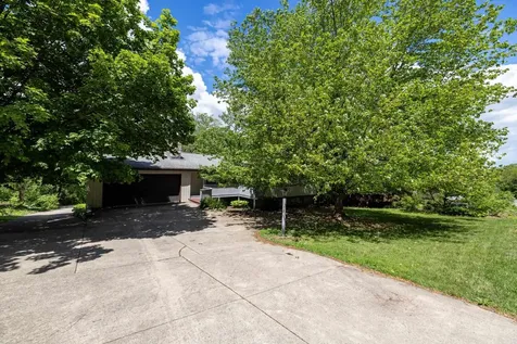 1161 Lincolnshire Drive Rockingham VA 22802