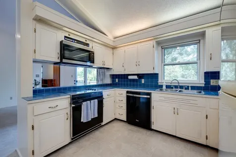 1161 Lincolnshire Drive Rockingham VA 22802