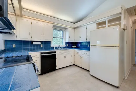 1161 Lincolnshire Drive Rockingham VA 22802