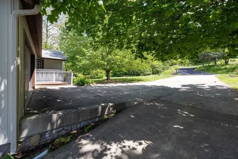 1161 Lincolnshire Drive Rockingham VA 22802