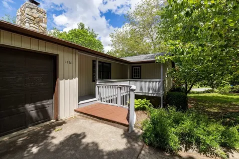 1161 Lincolnshire Drive Rockingham VA 22802