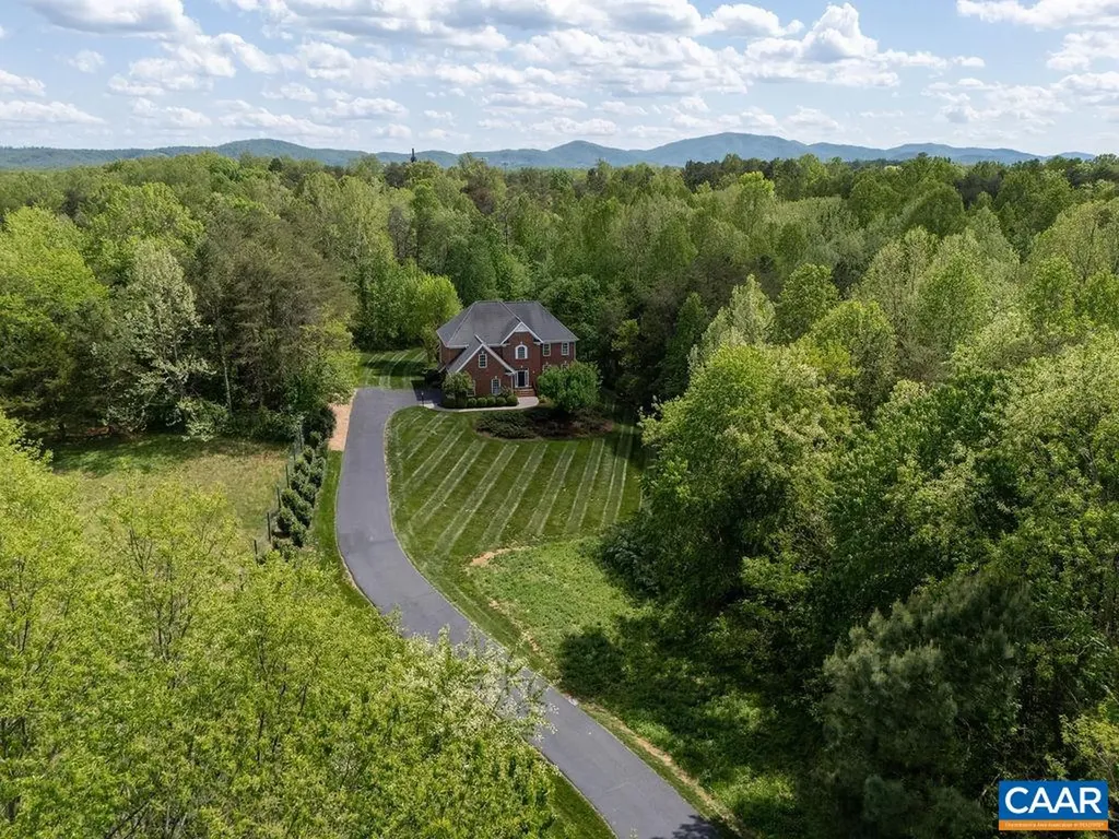 5861 Rockfish Gap Turnpike Crozet VA 22932