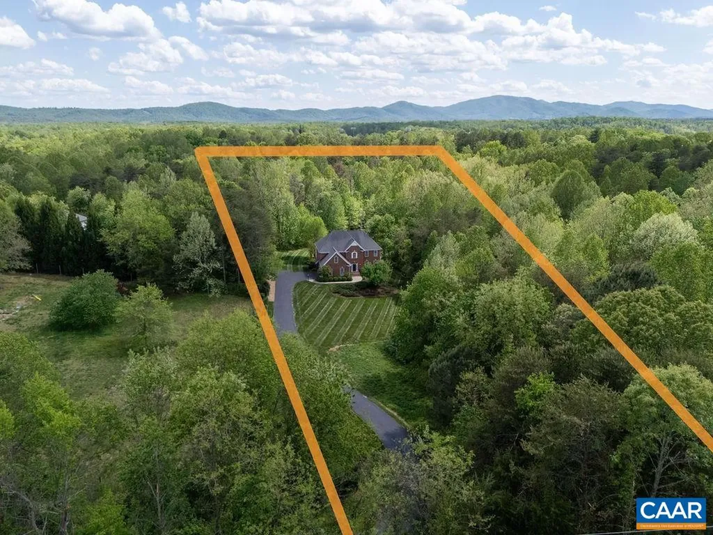 5861 Rockfish Gap Turnpike Crozet VA 22932