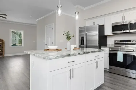 15 Topside Creek Staunton VA 24401