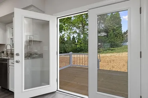 15 Topside Creek Staunton VA 24401