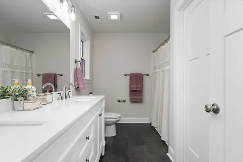 15 Topside Creek Staunton VA 24401