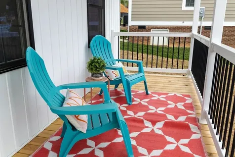 15 Topside Creek Staunton VA 24401