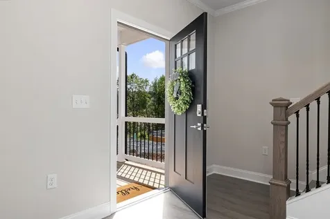 15 Topside Creek Staunton VA 24401