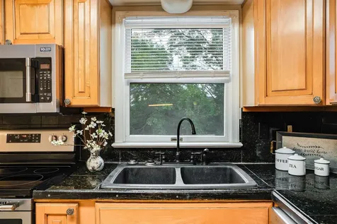 225 Emerald Drive Harrisonburg VA 22801